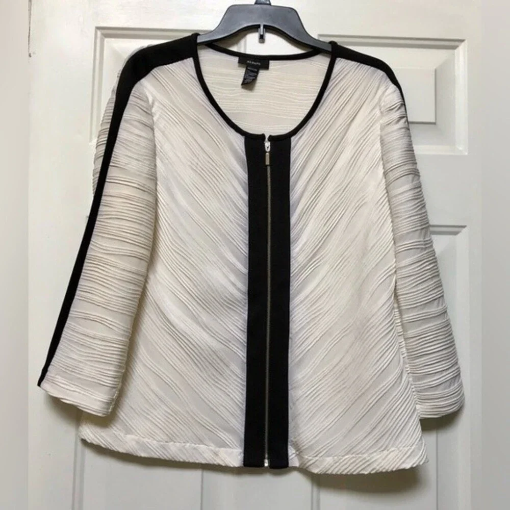 ALFANI IVORY/BLACK JACKET WOMEN'S SIZE M PLEATED FULL ZIPPER LIGHTWEIGHT